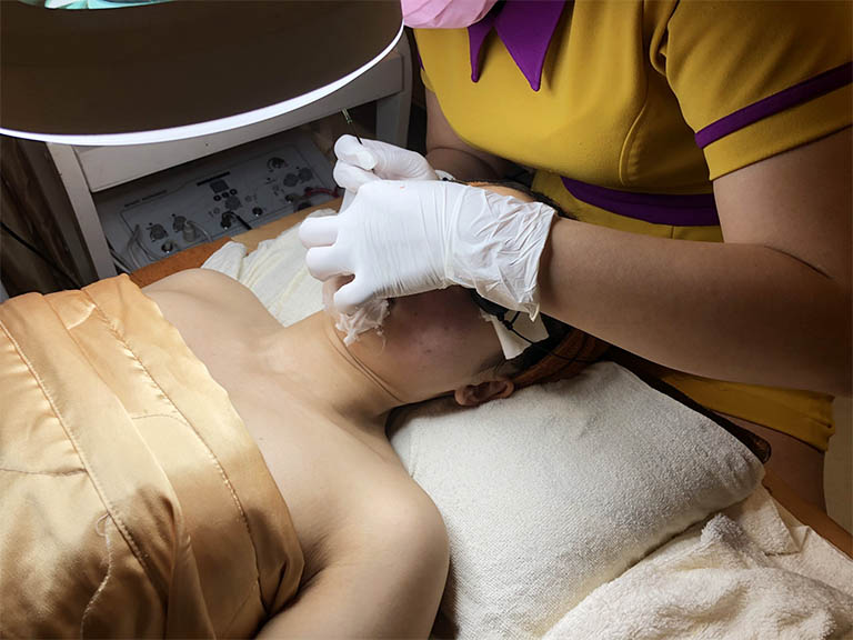 Spa trị mụn tại quận 7